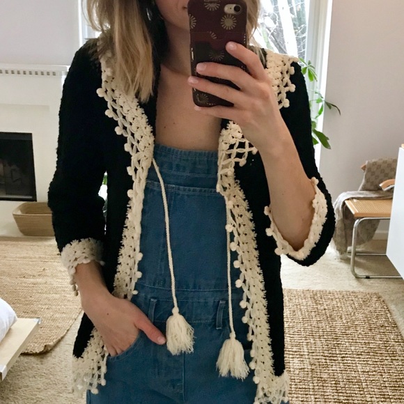 Vintage Sweaters - Vintage Wool Crochet Collar Sweater